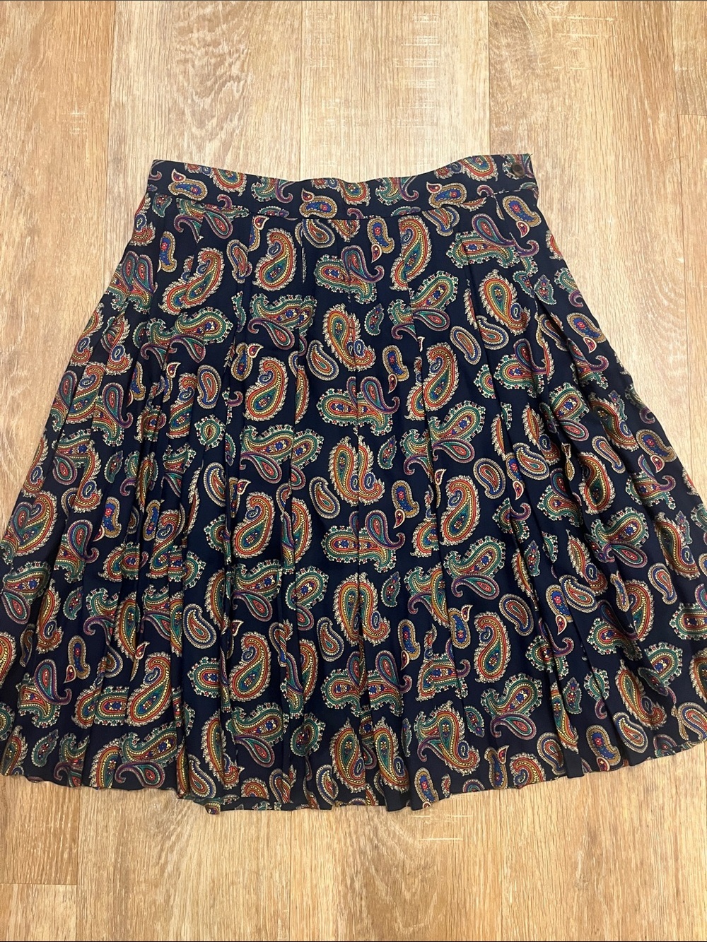 VTG Lizsport Paisley Pleated Skirt Size 10 Multicolor 80s 90s Vintage Retro